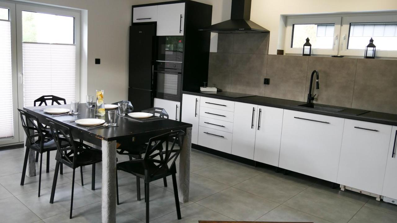 Black & White Houses Niedzica Екстер'єр фото